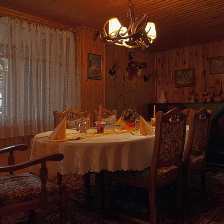 Lovecky Jivak 3* Loučeň