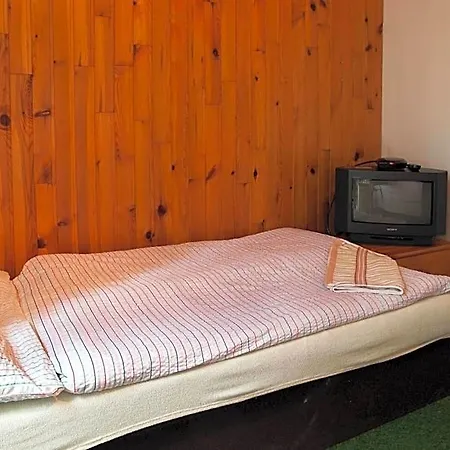 Lovecky Jivak Inn