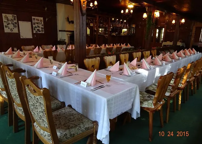 Lovecky Jivak بيت ريفي Loučeň