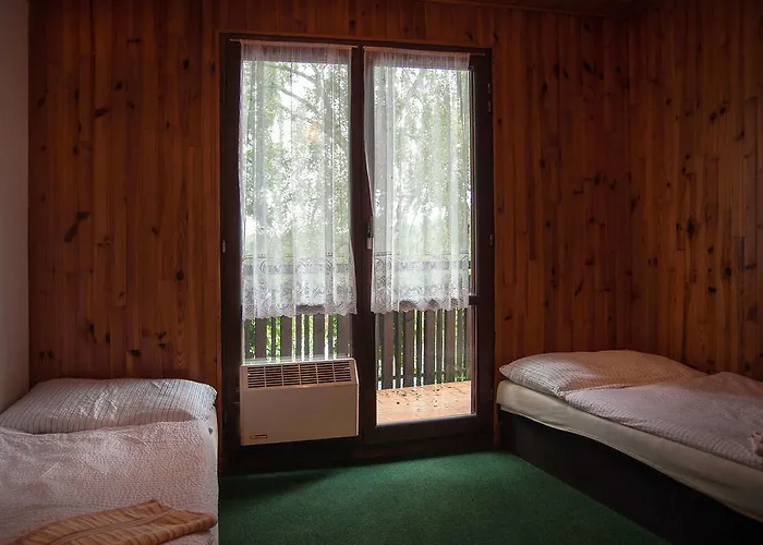 بيت ريفي Lovecky Jivak